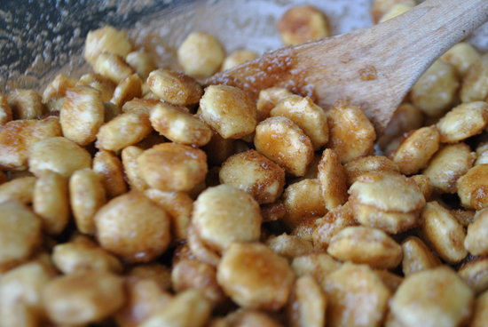 Cinnamon Sugar Oyster Crackers