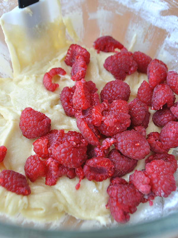 lemon raspberry bar batter