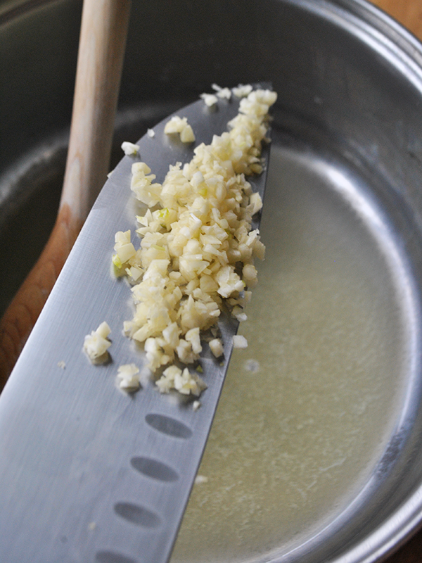 minced garlic