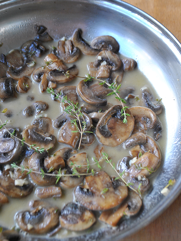 Skillet Mushrooms with Butter and Thyme